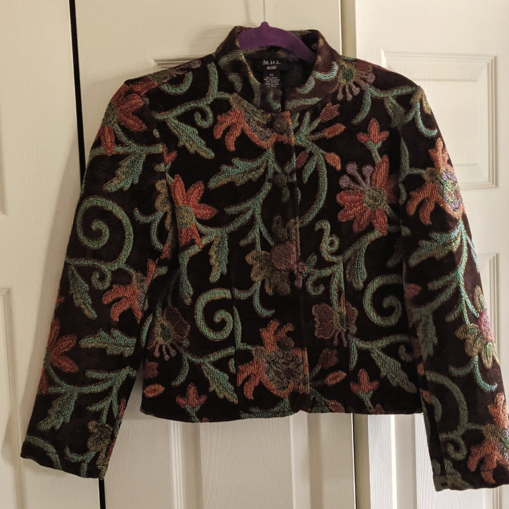 Mint Condition Vintage Petite M.D.L. Tapestry Button Up Jacket